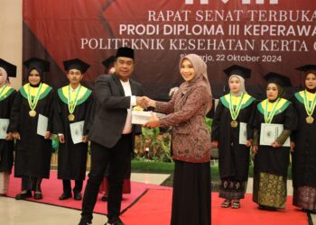 Pjs. Bupati Sidoarjo : Tenaga Keperawatan Mampu Tingkatkan Kualitas Kesehatan