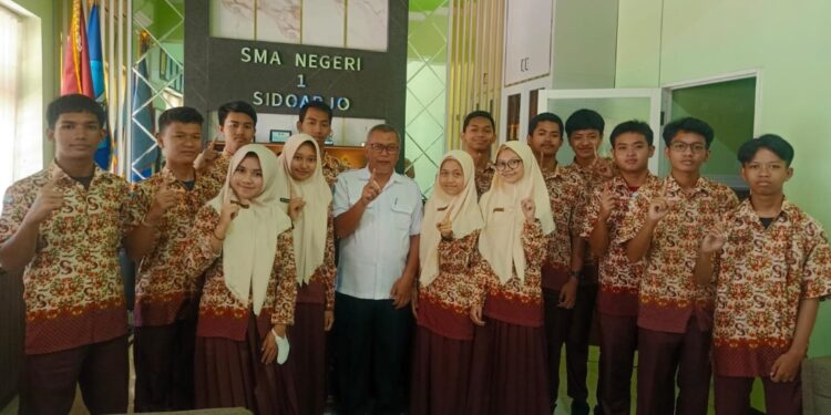 Penelitian Siswa SMA Negeri 1 Sidoarjo Borong Tiga Medali Emas