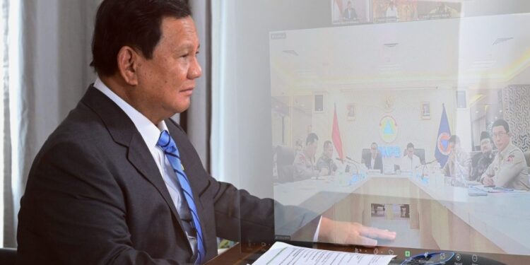 Presiden Prabowo Subianto Gelar Rapat Terbatas Terkait Bencana Erupsi Gunung Lewotobi Laki Laki di Flores Timur