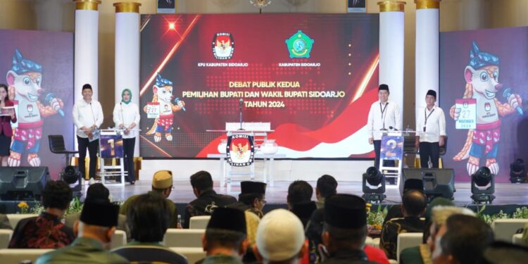 Debat Calon Bupati dan Wakil Bupati Sidoarjo Bahas Layanan Publik