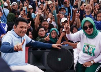 #GerakanKeba1kan Subandi – Mimik di Jabon, Ribuan Warga Hadir Ikut Senam dan Pasar Murah