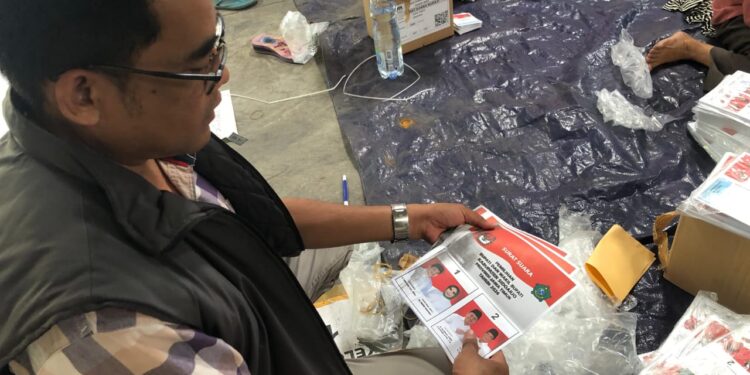 Temukan 483 Surat Suara Pilbup Rusak Saat Sortir Lipat, KPU Segera Ganti Surat Suara