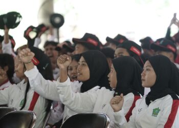Pemkab Sidoarjo Lepas Kontingen Popda XIV dan Peparpeda II Jatim 2024, Targetkan Juara Umum