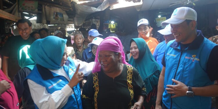 Disambut Hangat Pedagang Pasar Larangan, Subandi – Mimik Siapkan Revitalisasi Pasar Tradisional Menjadi Lebih Modern