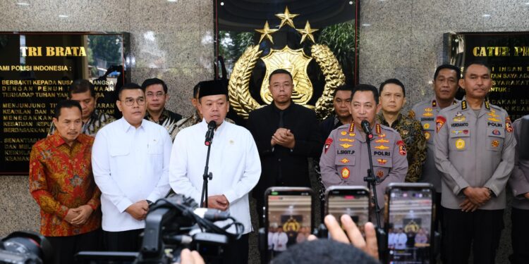 Kunjungi Kapolri, Menteri Nusron Perkuat Kerja Sama untuk Berantas Mafia Tanah