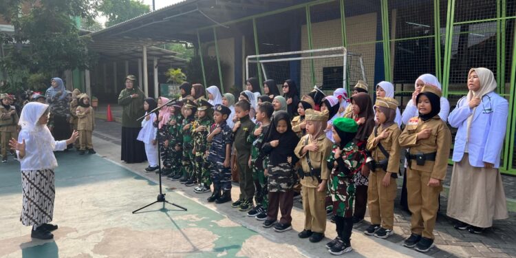 Peringati Hari Pahlawan, SD Al Muslim Gelar Talkshow bersama Puteri Indonesia Persahabatan Jawa Timur