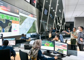 Menteri Nusron Siapkan 50 Hektare Tanah untuk Relokasi Korban Erupsi Gunung Lewotobi Laki-Laki NTT