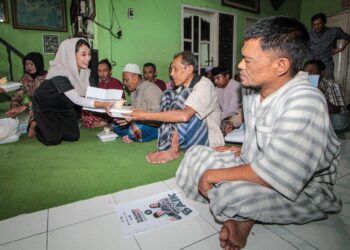 Tim #GerakanKeba1kan Bantu Makanan Bergizi Gratis ke Panti Rehabilitasi Mental