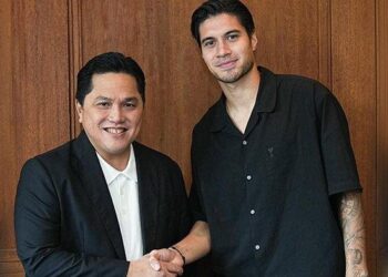 Kevin Diks beserta Estella Loupatty dan Noa Leatomu Resmi Naturalisasi