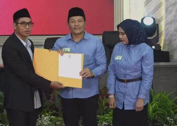 Subandi dan Mimik Ditetapkan sebagai Bupati dan Wakil Bupati Sidoarjo