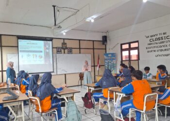SMP Al Muslim Peringati Hari Gizi berkolaborasi Center for Health and Nutrition Education Counseling and Empowerment (CheNECE) Research Group dari Unair
