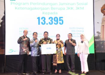 Pemkab Sidoarjo Cover Pekerja Rentan dengan BPJS Ketenagakerjaan