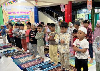 Kegiatan Kemah Anak Tangguh dan Mandiri di KB-TK Al Muslim, “Aku Tangguh dan Mandiri”
