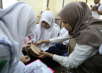 Kekuatan Kita, Planet Kita: SMP Al Muslim Peringati Hari Bumi Sedunia