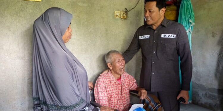 Satu Tahun di Kursi Roda, Supardi Dapat Perhatian Khusus dari Bupati Sidoarjo