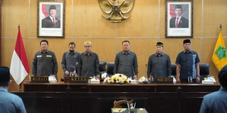 Penolakan LPJ Bupati Sidoarjo Hambat Pembahasan Perubahan Anggaran Keuangan APBD 2025