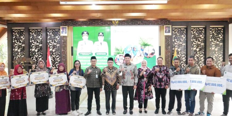 Tekan AKI, AKB, dan Stunting, Bupati Subandi Naikkan Honor Kader Kesehatan 100 Persen