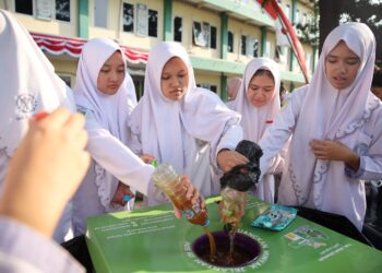Jelantah Disulap Jadi Energi Bersih, SMA Al Muslim Gandeng Noovoleum-AIESEC Peringati HKAN