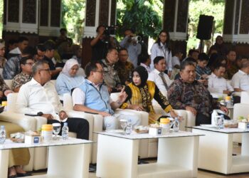 Kabupaten Sidoarjo Tempat Kick-Off Sosialisasi Pembuatan Proposal Bisnis dan Pembiayaan Koperasi Desa/Kelurahan Merah Putih