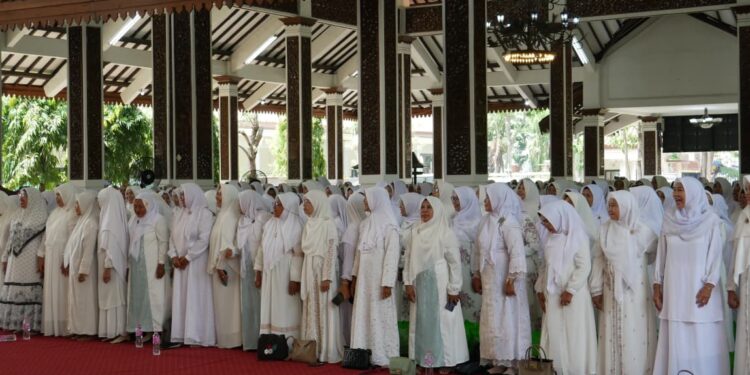 Peringati Maulid Nabi Muhammad SAW, Bupati Subandi : Mari Hidup Rukun dan Jaga Kelestarian Alam