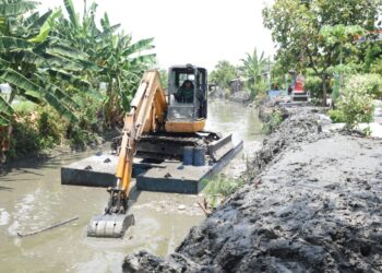 Hadapi Musim Penghujan, Pemkab Sidoarjo Kebut Normalisasi Sungai serta Siagakan 34 Pompa Air