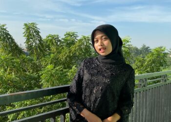 Belajar atau Scroll Terus?’ Dampak Kecanduan Gadget bagi Mahasiswa