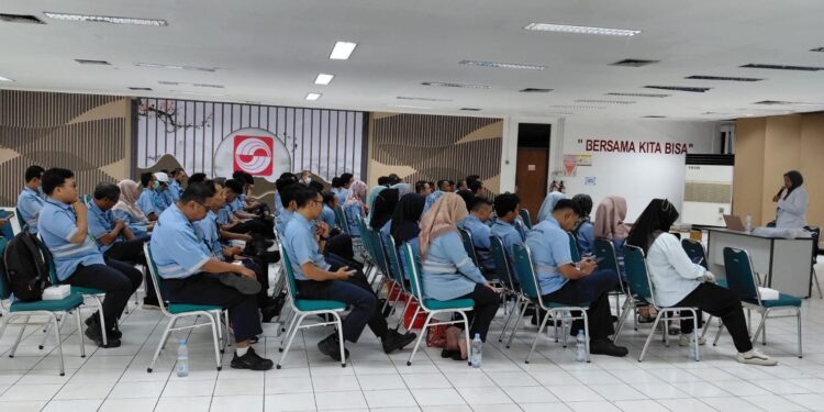 Sadar Pentingnya Cegah Penyakit, Karyawan Tjiwi Kimia Dapat Edukasi Kesehatan