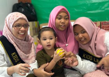 Meneladani Akhlak Rasulullah, Siswa SD Al Muslim Rayakan Maulid Nabi melalui Literasi dan Safari Sosial