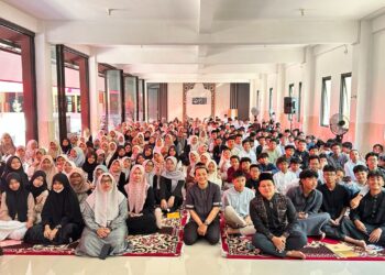 Peringatan Maulid Nabi 1448 H & Social Journey 9th Grade, Meneladani “Main Character Energy” Rasulullah SAW dengan Membumikan Akhlak Berbagi