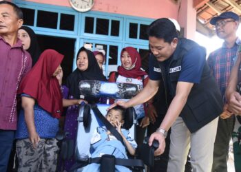 Bupati Subandi Datangi RTLH di Tarik, Tiga Rumah Warga Dapat Atensi Perbaikan